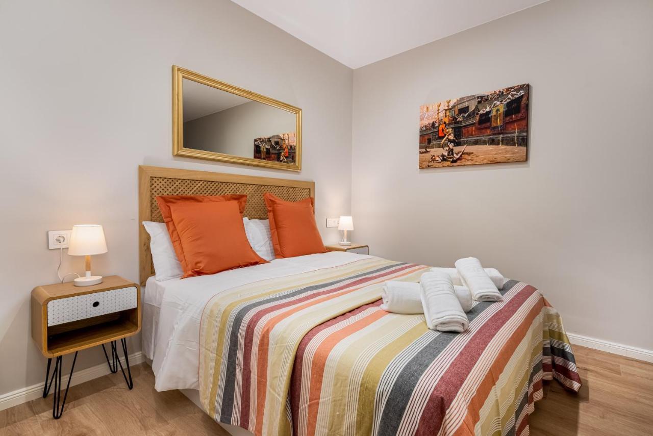 Apartamentos Circo Romano Tarragona Luaran gambar